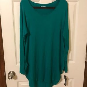 Apt. 9 Green Tunic Top